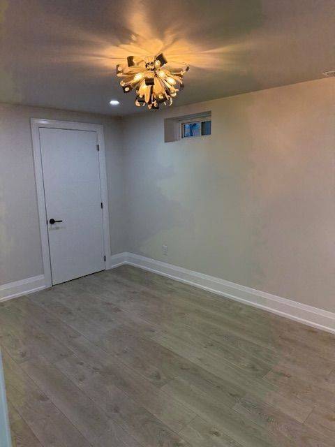 Mississauga, ON L5M 5Y3,5439 Mcfarren BLVD #Basement