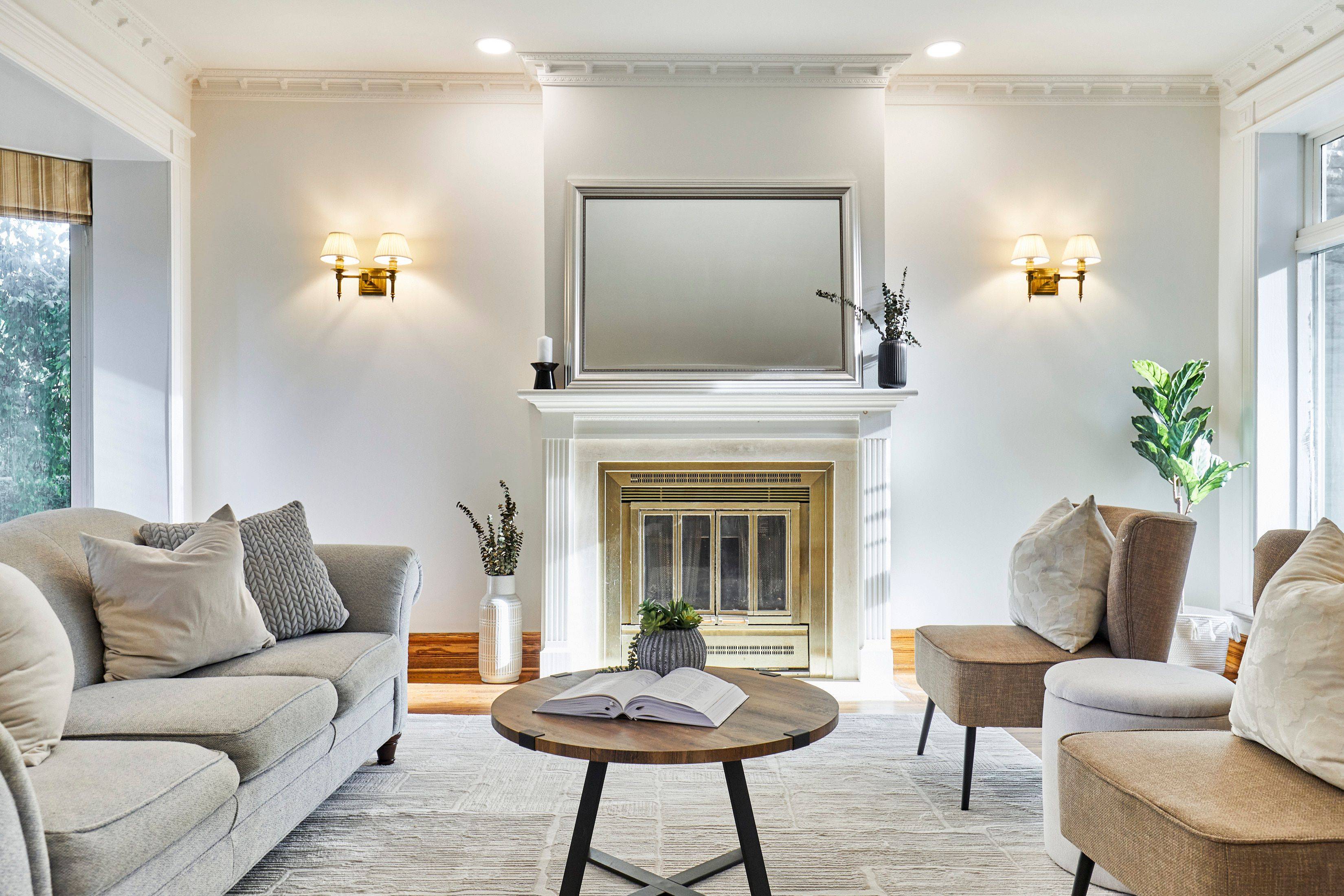 Toronto W02, ON M6S 4S4,4 Baby Point TER