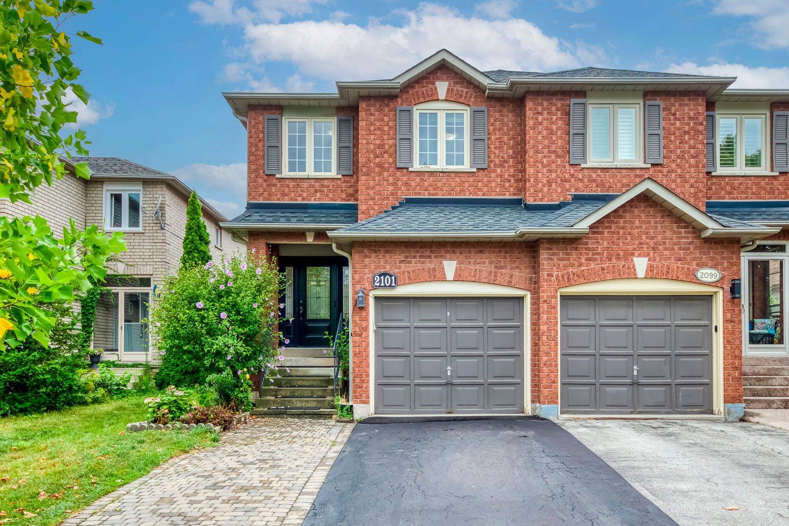 Oakville, ON L6M 3P1,2101 Shady Glen RD