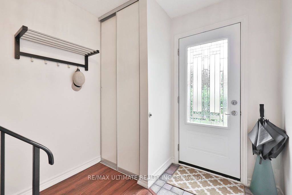 Mississauga, ON L5H 3V1,1050 Shawnmarr RD #58