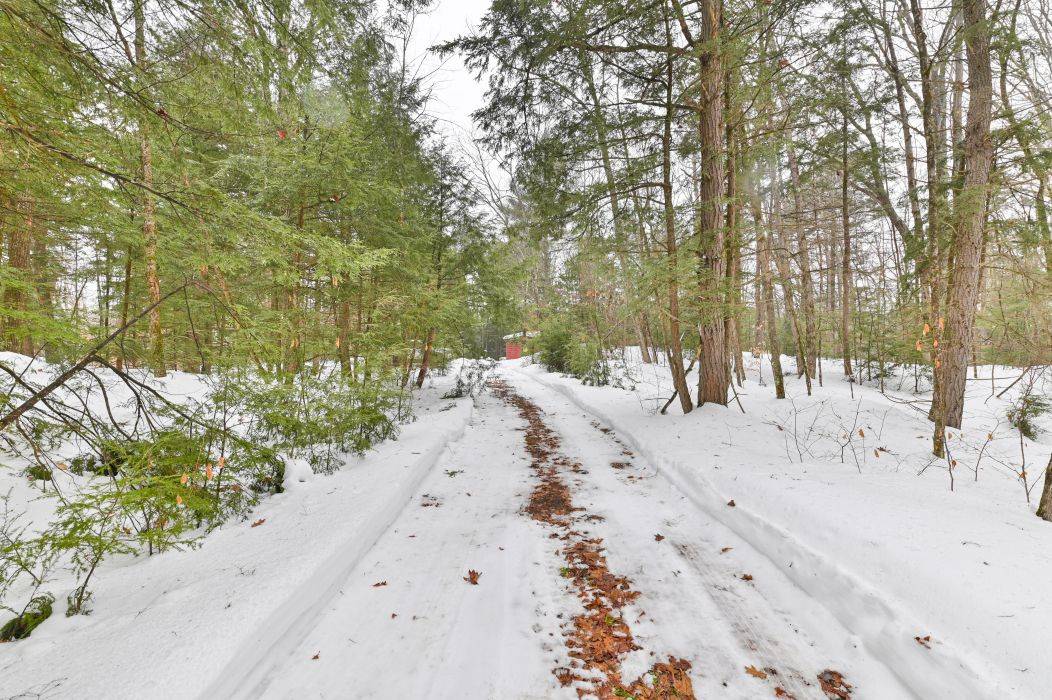 Addington Highlands, ON K0H 1P0,8 Clark Line RD