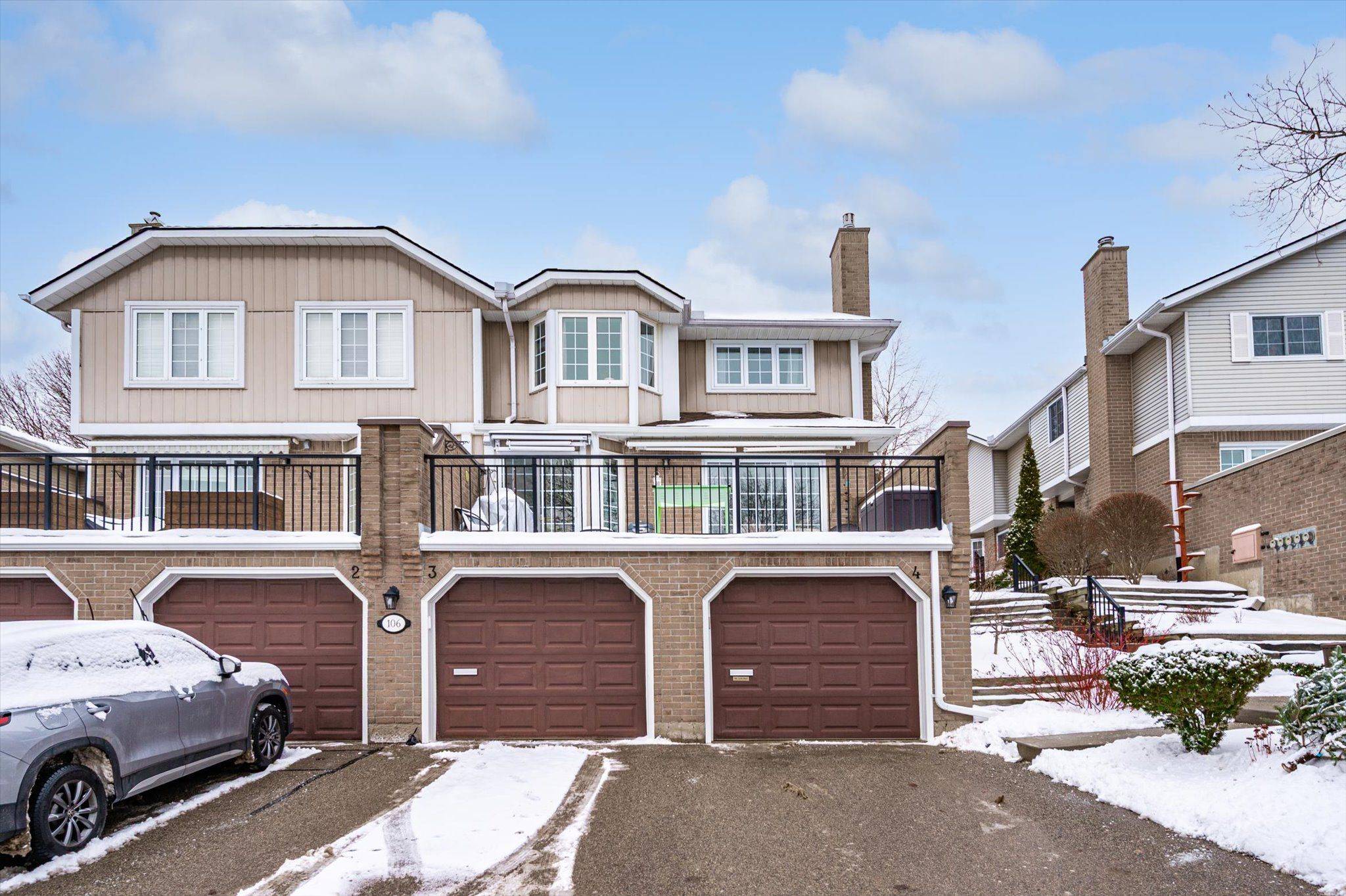 Guelph, ON N1E 1B7,106 Woodlawn RD E #4