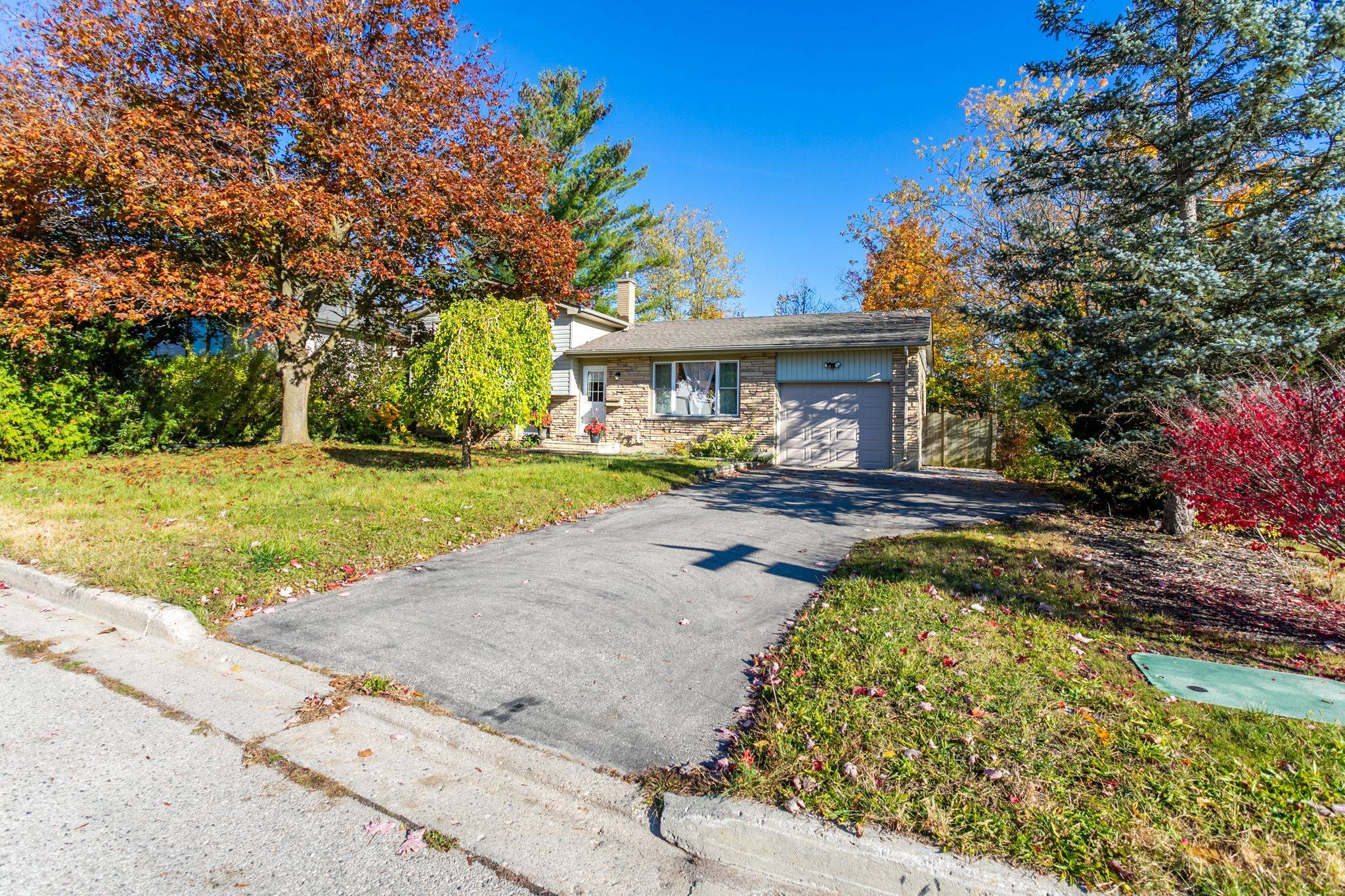 St. Thomas, ON N5P 2J4,2 Northwood PL