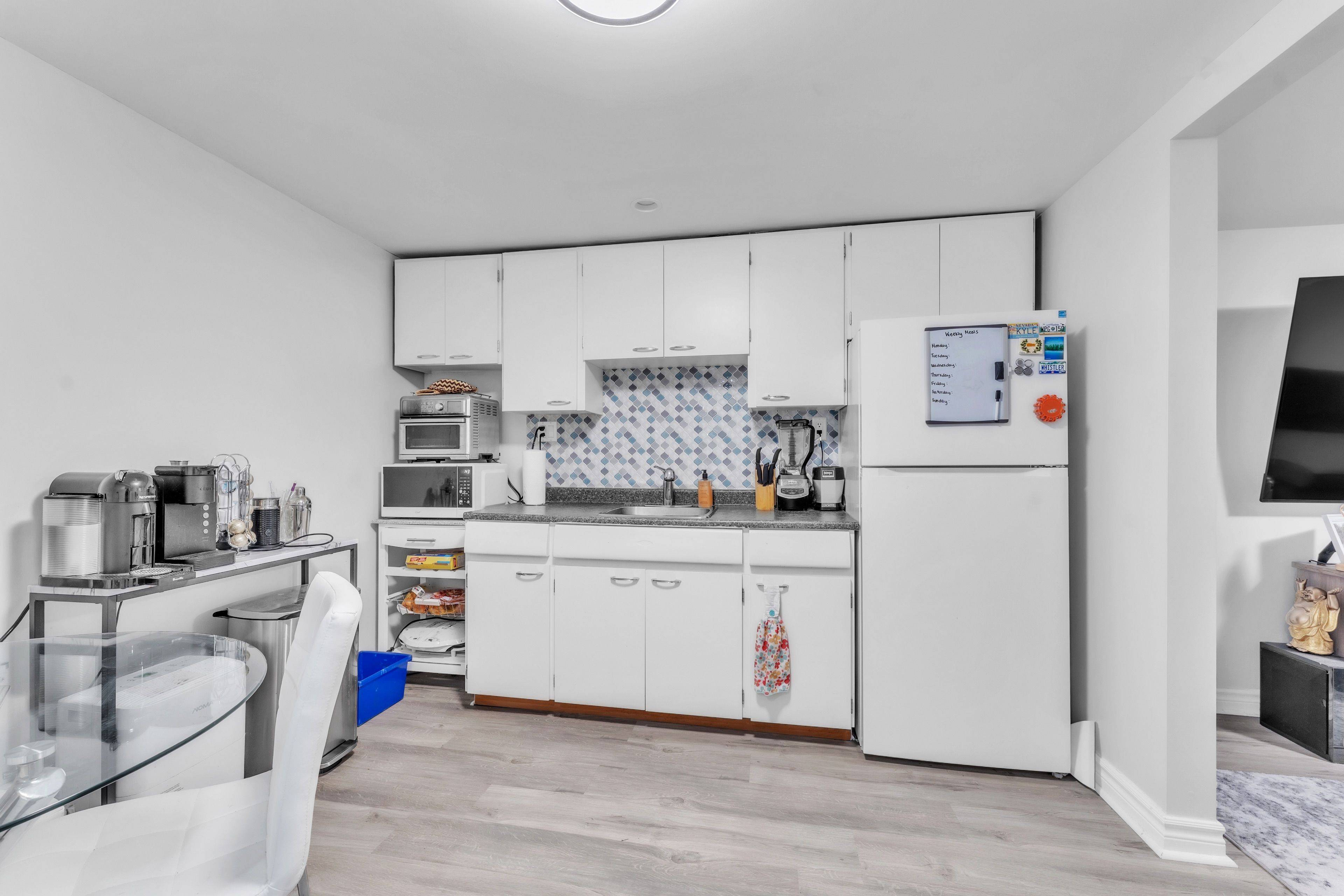 North Bay, ON P1B 5J9,384 Justin ST