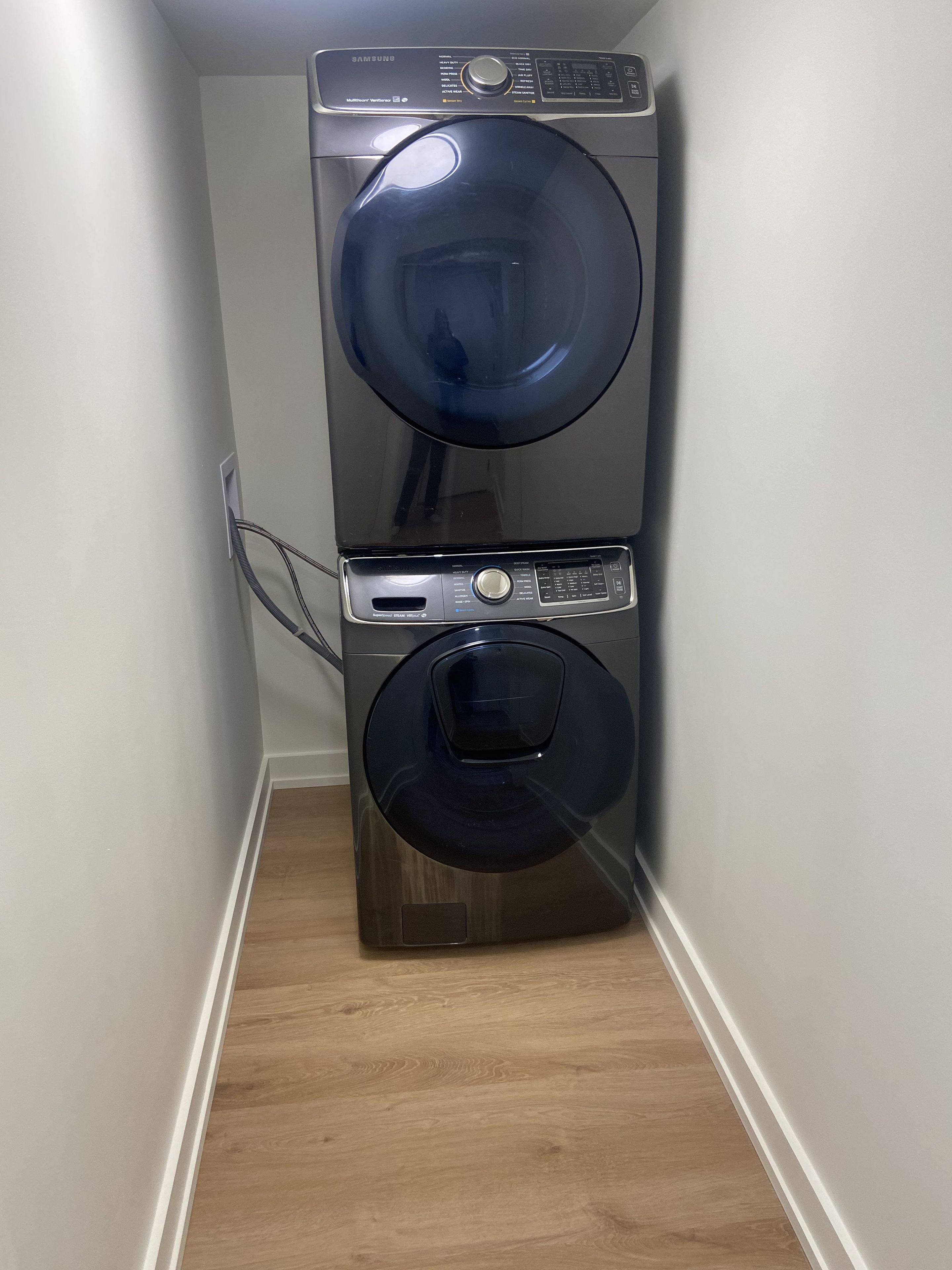 St. Catharines, ON L2M 6K1,10 Cindy DR #LOWER