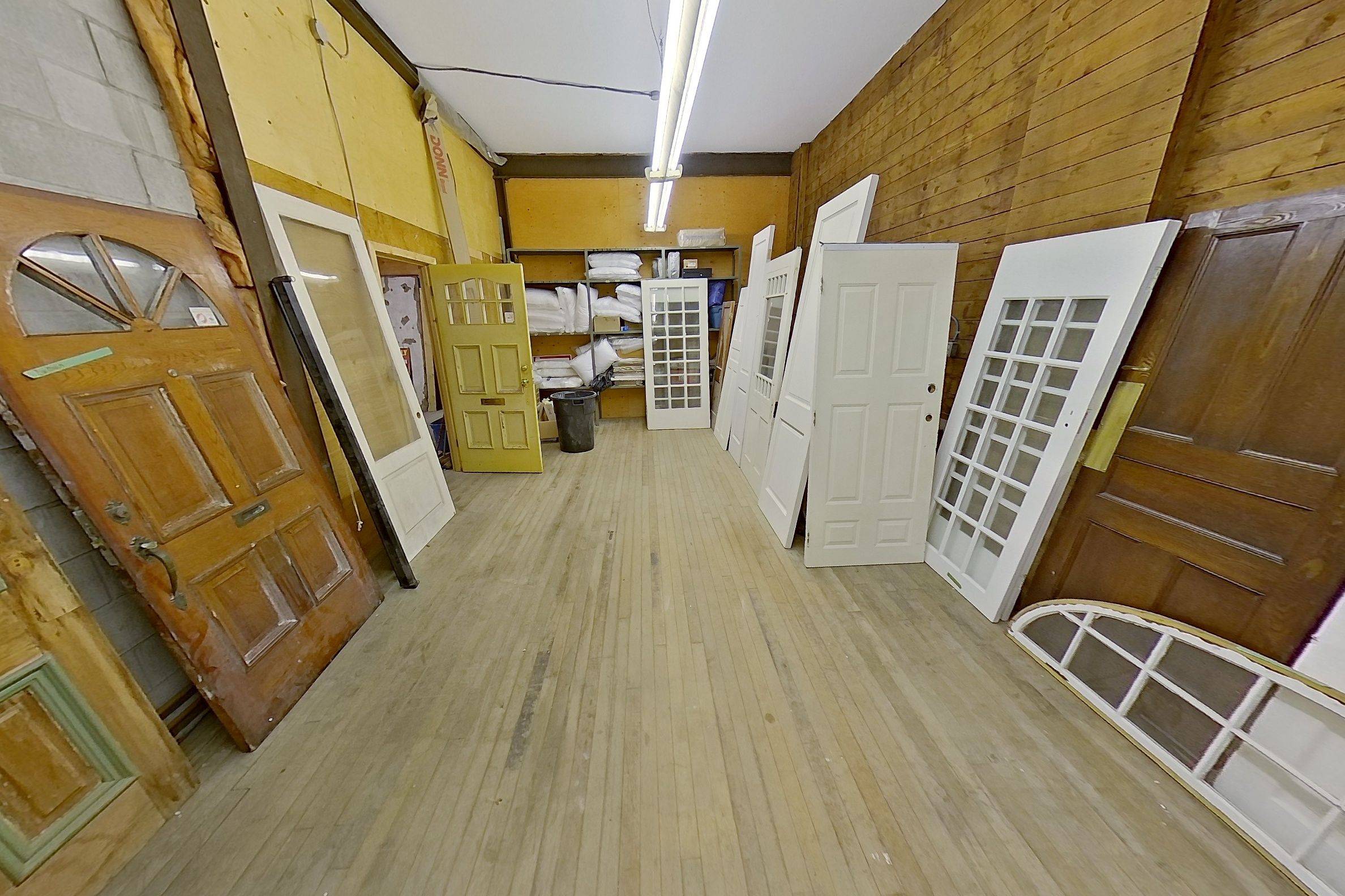 Belleville, ON K8N 2Z8,280 Front ST