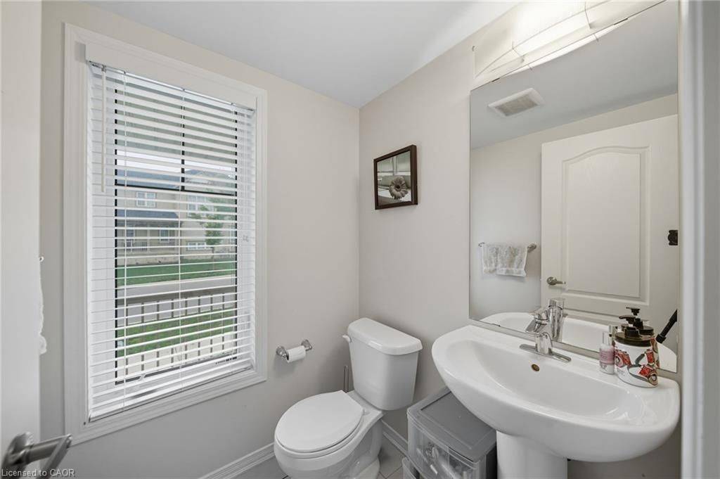 Haldimand, ON N3W 0E1,176 Maclachlan AVE