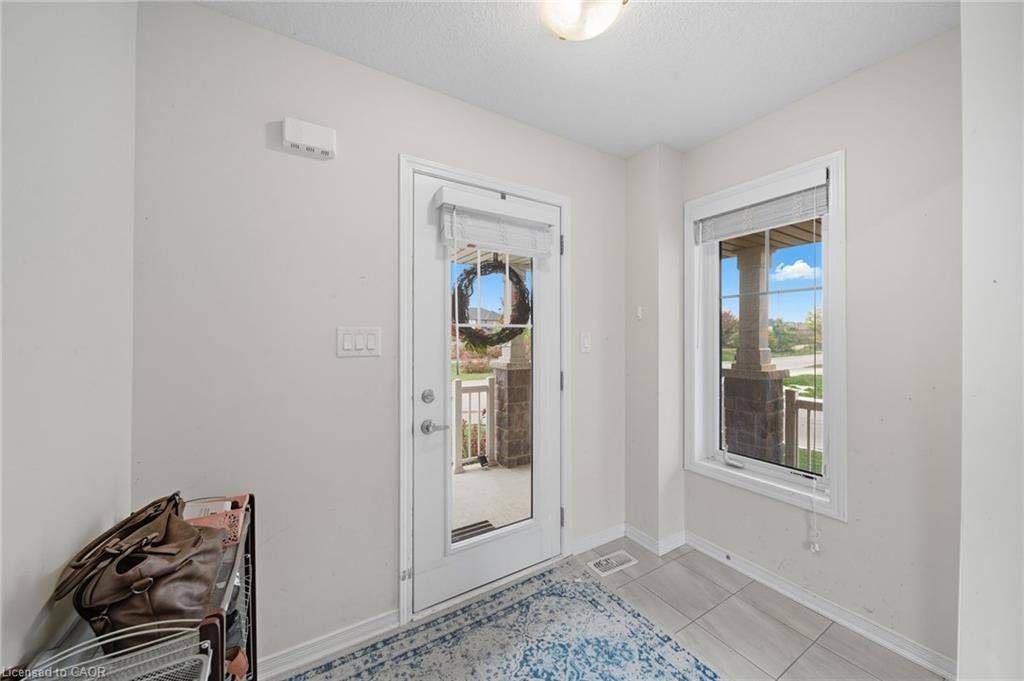 Haldimand, ON N3W 0E1,176 Maclachlan AVE