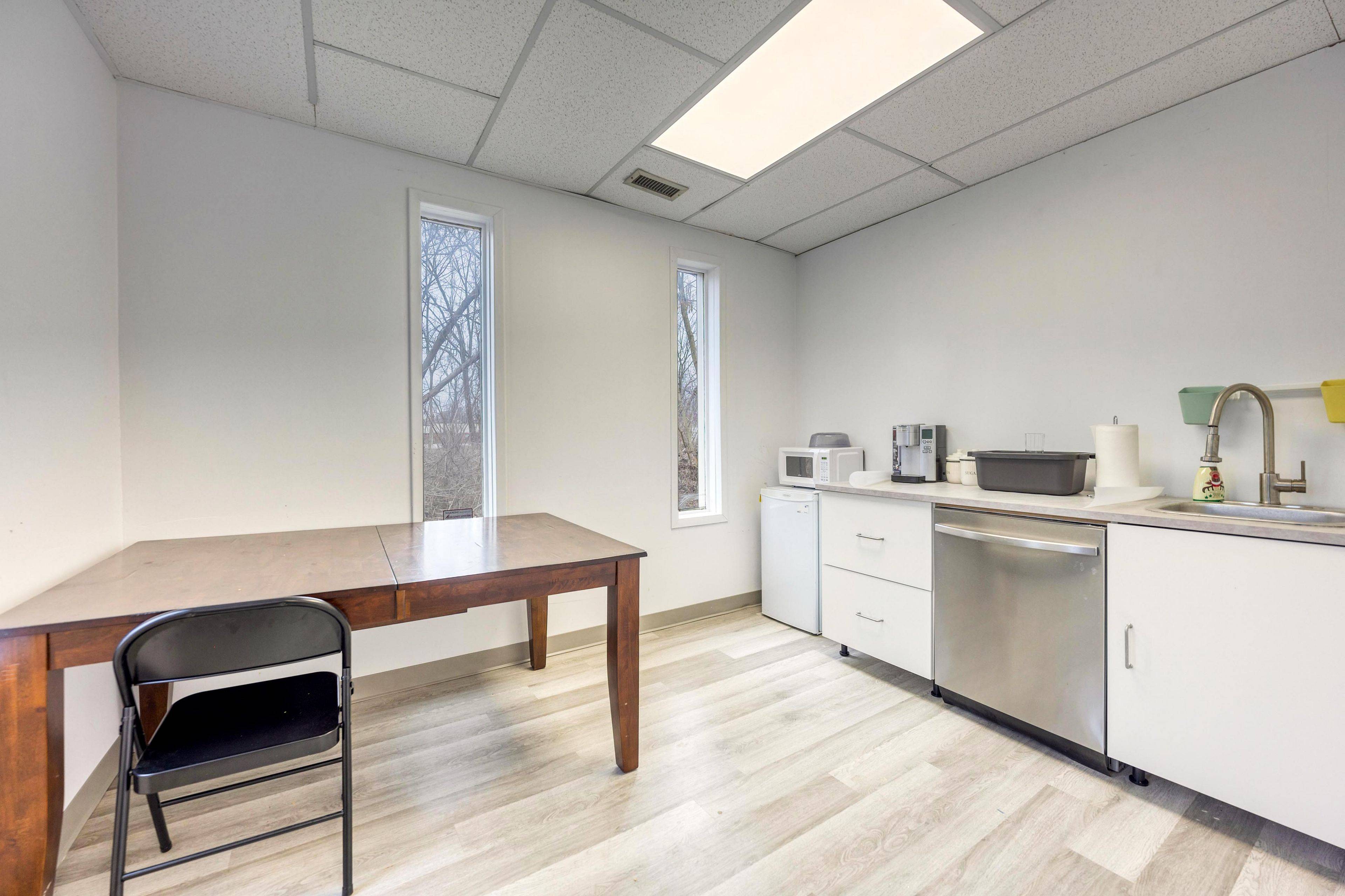 Point Edward, ON N7V 4G5,142 Kendall ST