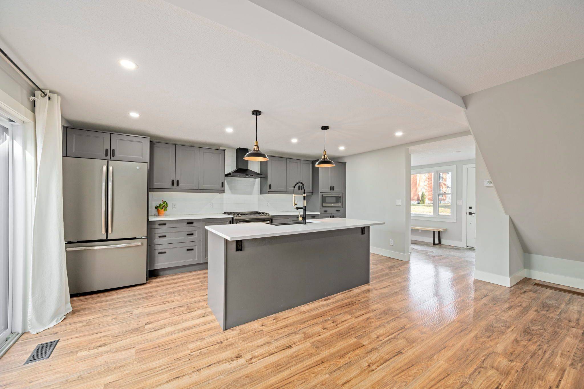 Dutton/dunwich, ON N0L 1J0,164 Nancy ST