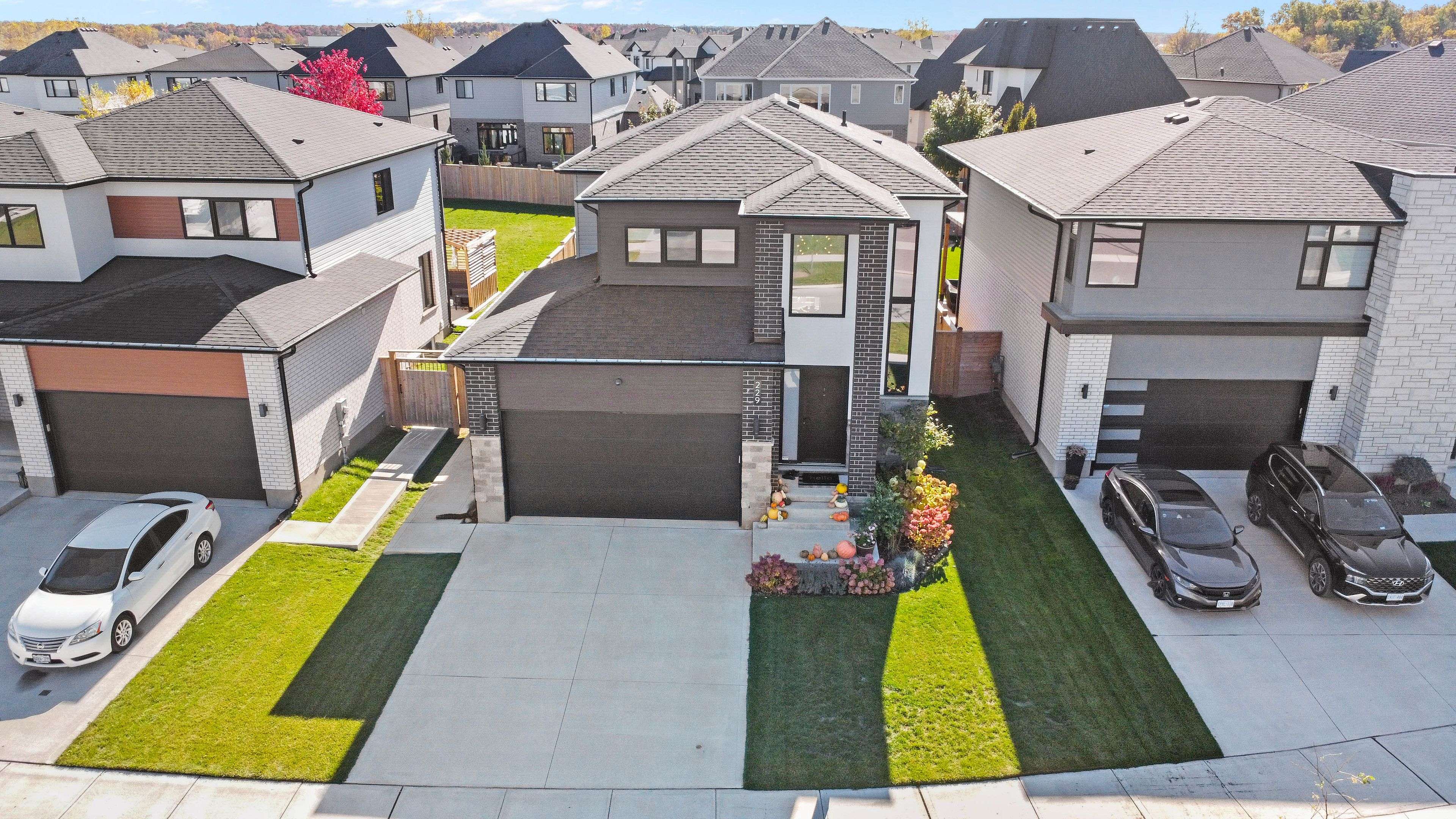 Middlesex Centre, ON N0L 1R0,229 Crestview DR