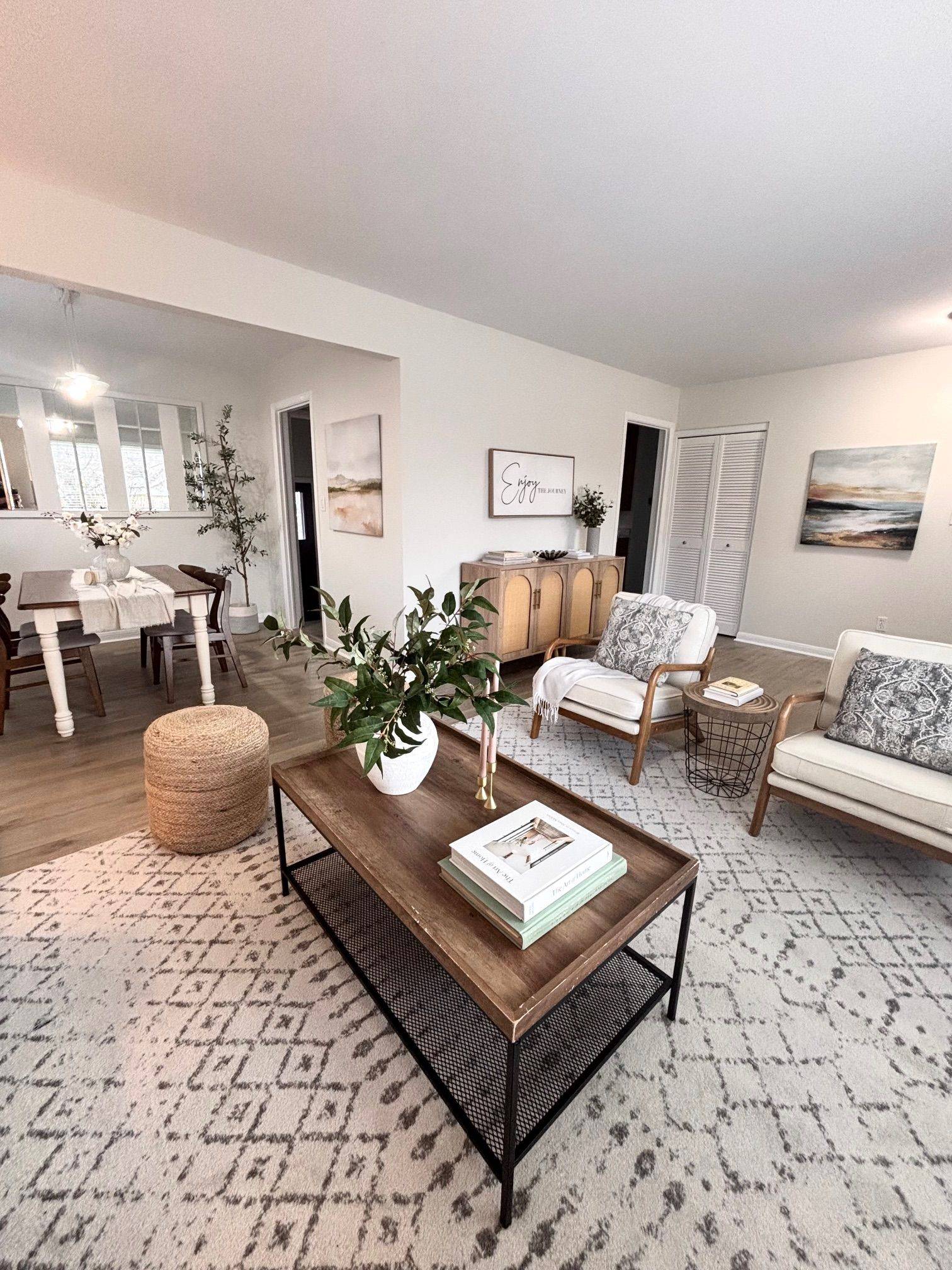 London North, ON N6H 3R1,61 Larkspur CRES