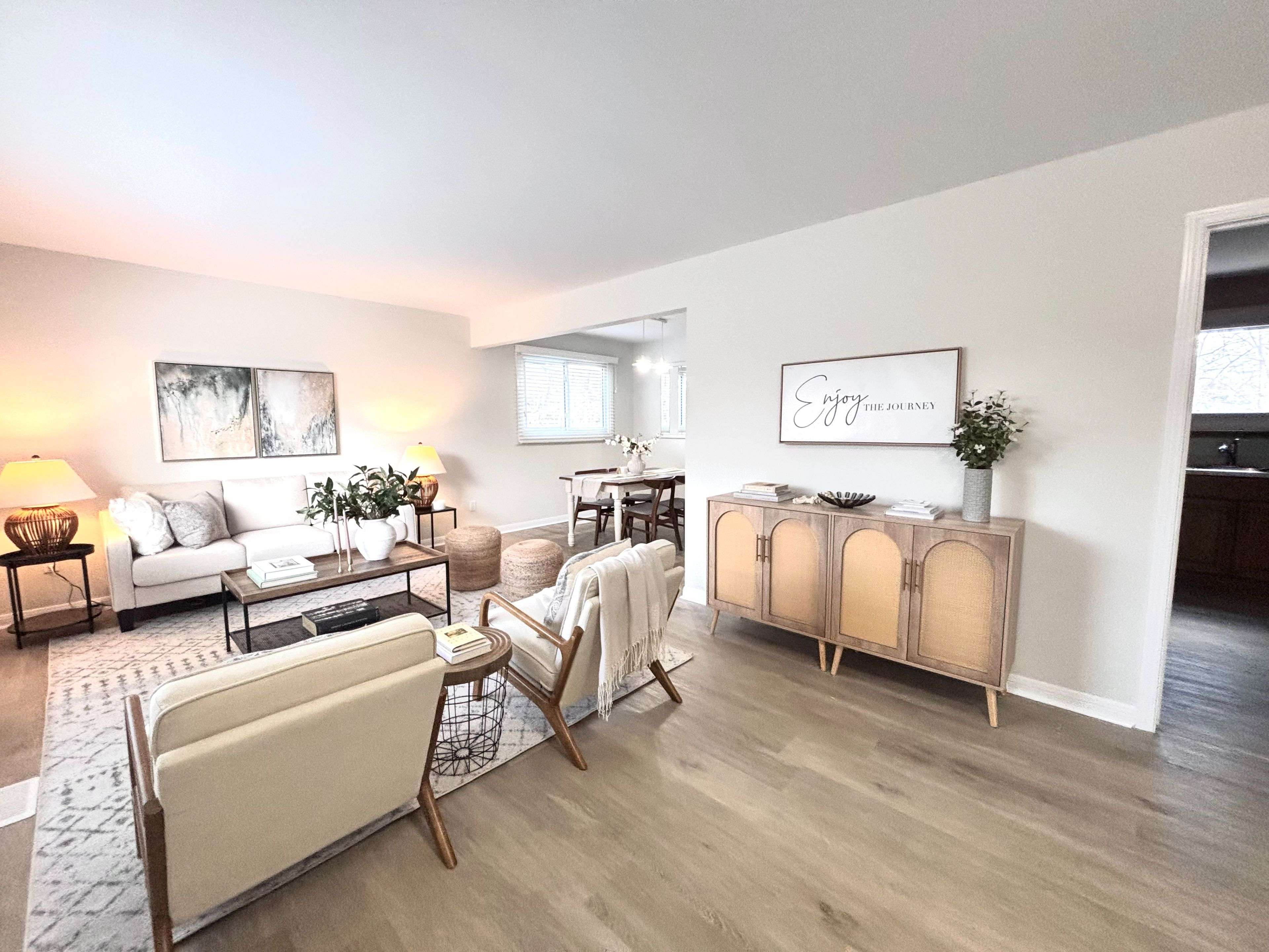 London North, ON N6H 3R1,61 Larkspur CRES