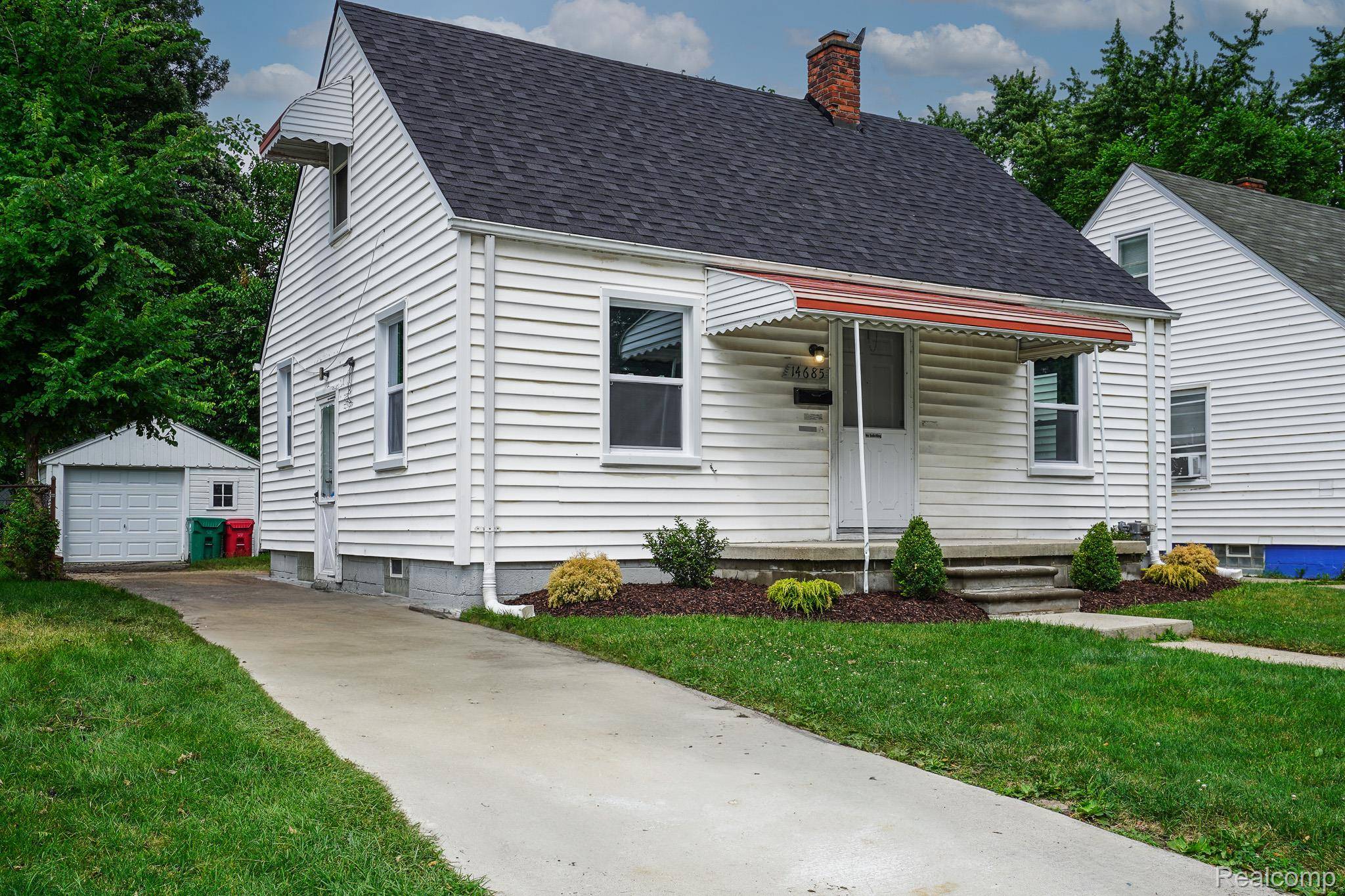 Eastpointe, MI 48021,14685 Agnes AVE