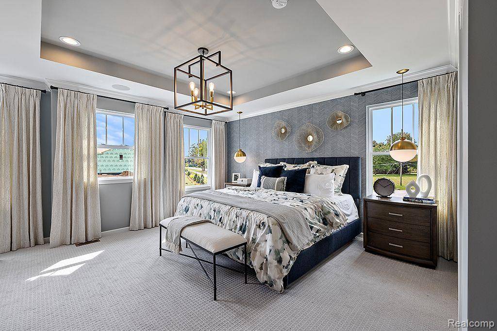 Ypsilanti, MI 48198,1921 Elizabeth LN