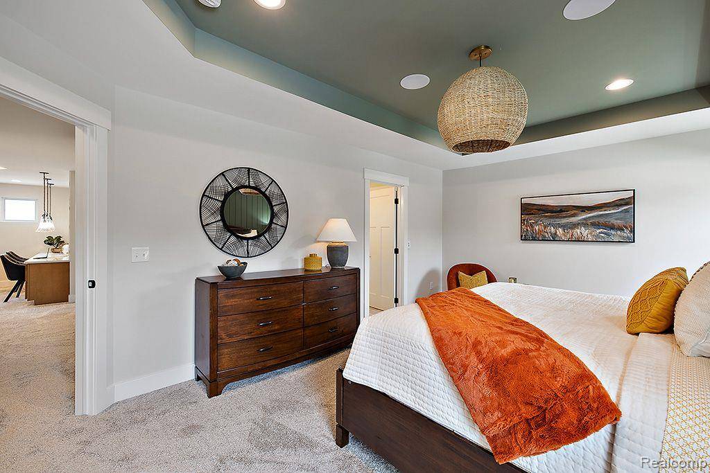 Ypsilanti, MI 48198,1895 Elizabeth LN