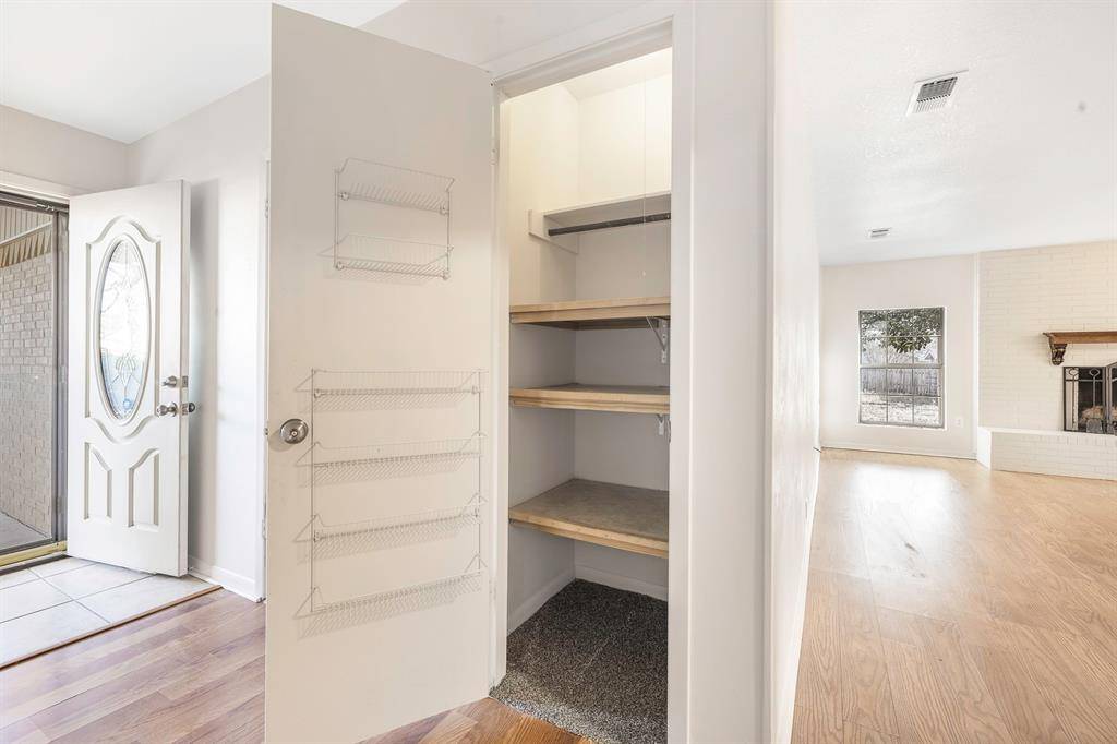 Comanche, TX 76442,1002 W Wrights Avenue