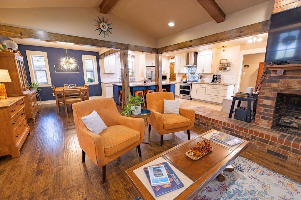 Midlothian, TX 76065,410 Hillcrest Drive