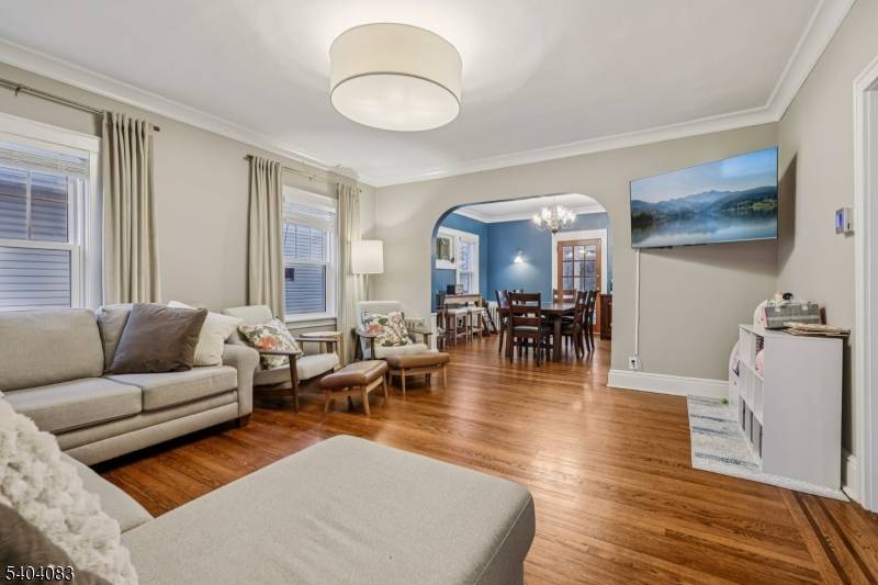 Nutley Twp., NJ 07110,31 Fernwood Ter