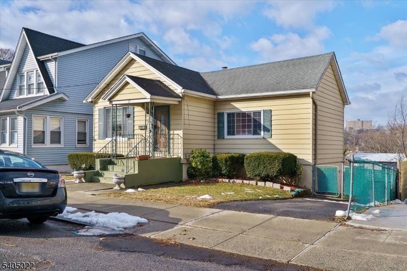 Kearny Town, NJ 07032,19 William St