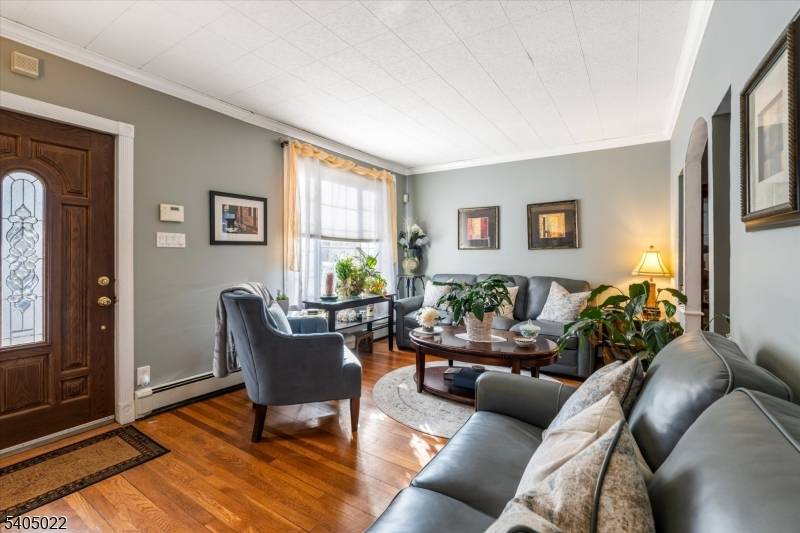 Kearny Town, NJ 07032,19 William St