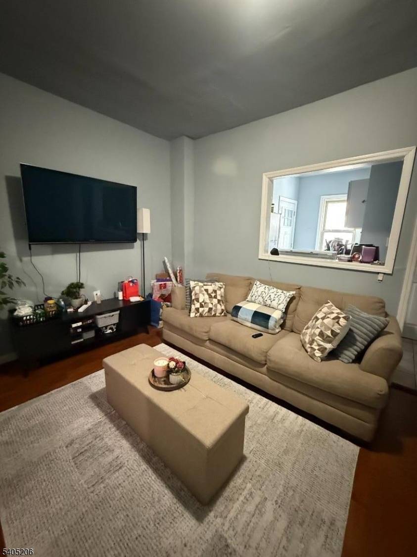 Union Twp., NJ 07088,281 Oswald Pl