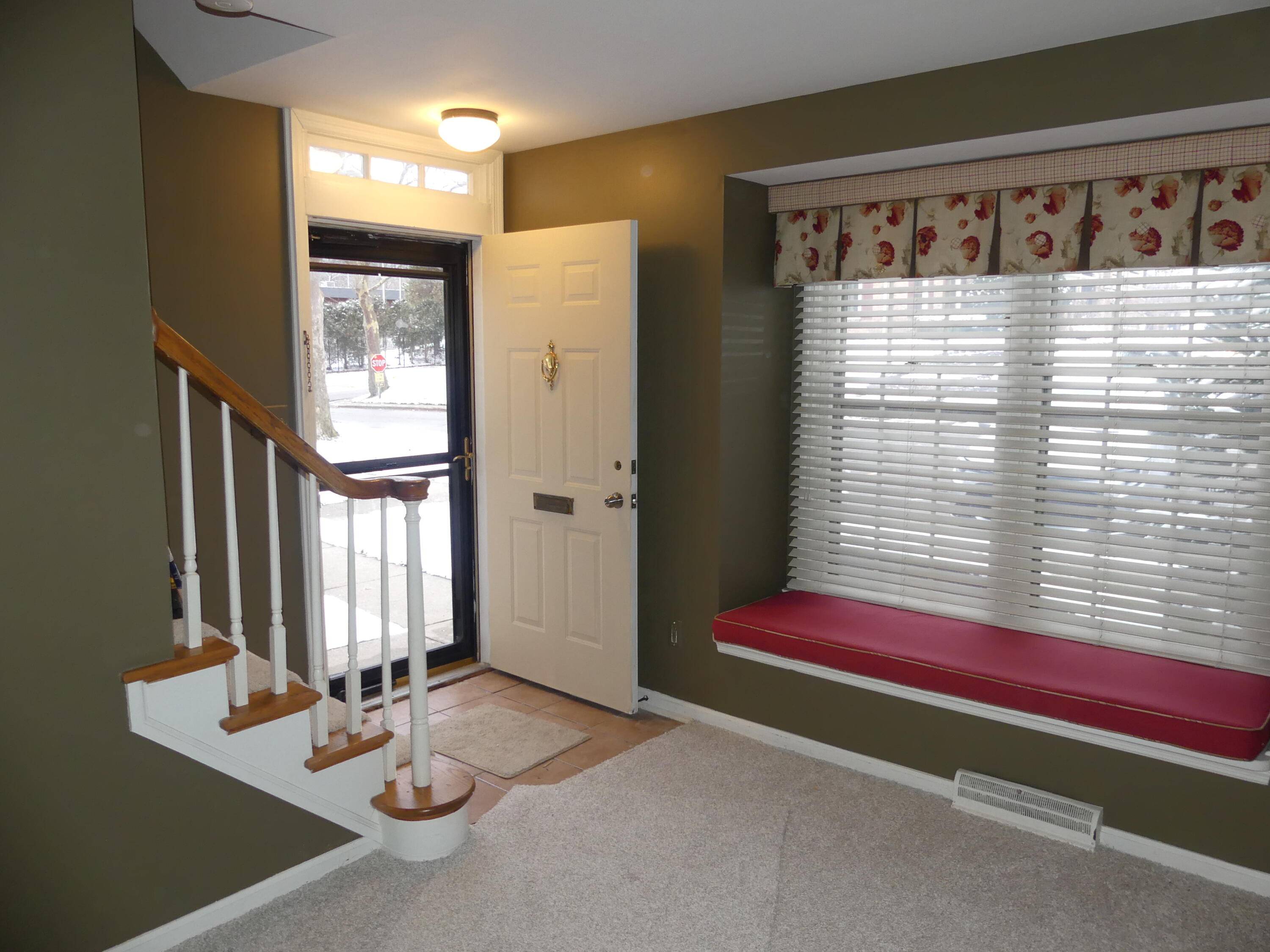 Grand Rapids, MI 49506,1868 Georgetown DR SE #35