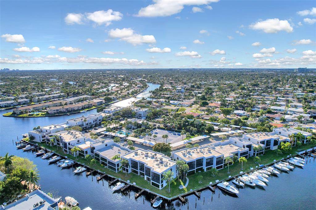 Pompano Beach, FL 33060,1100 SE 5th Ct #1