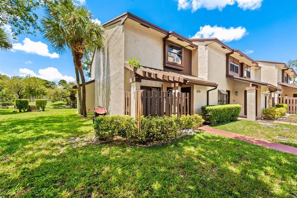 Fort Lauderdale, FL 33351,4902 NW 82nd Ave #2001