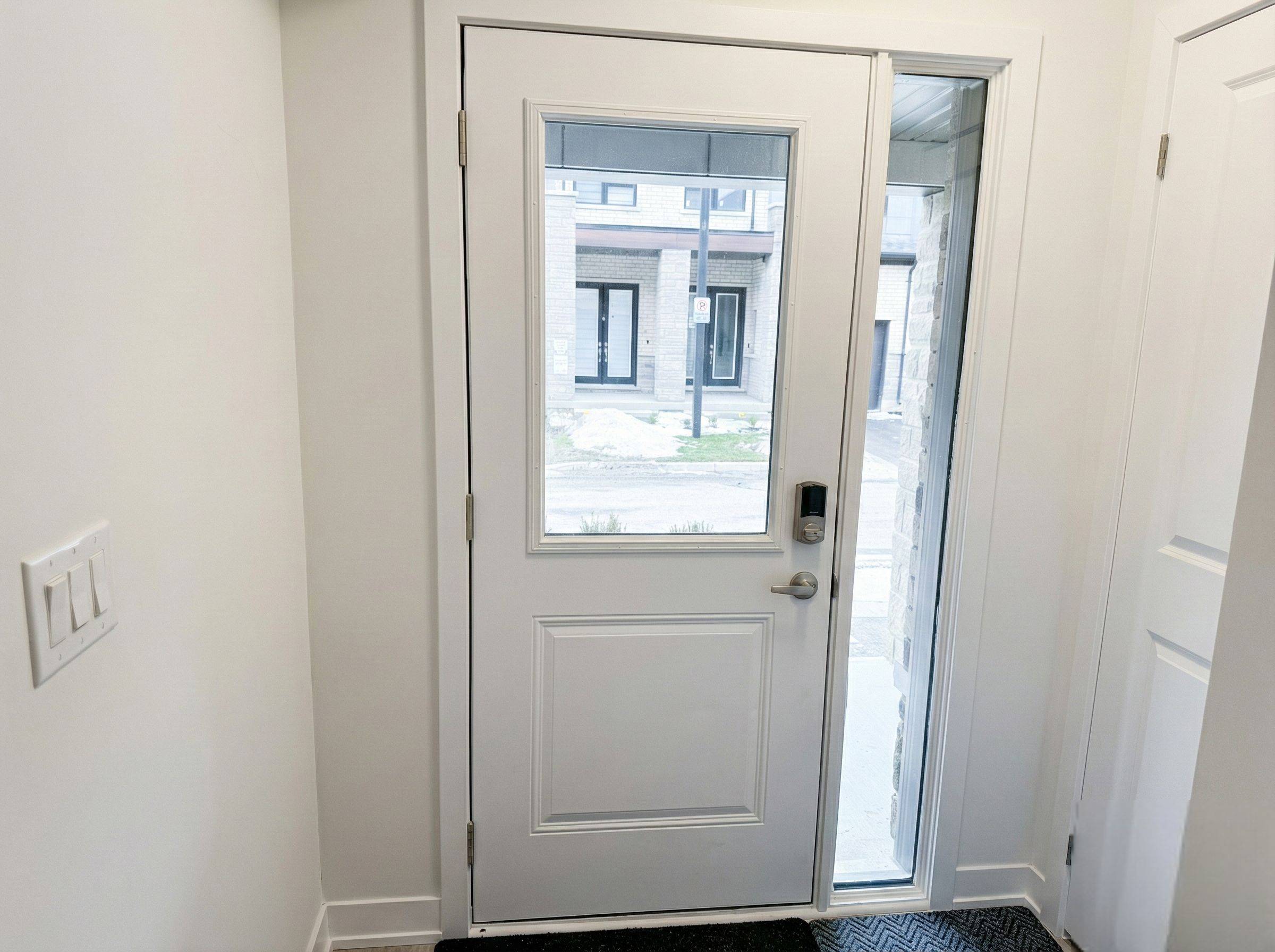 Markham, ON L3R 3X3,27 John Canning WAY