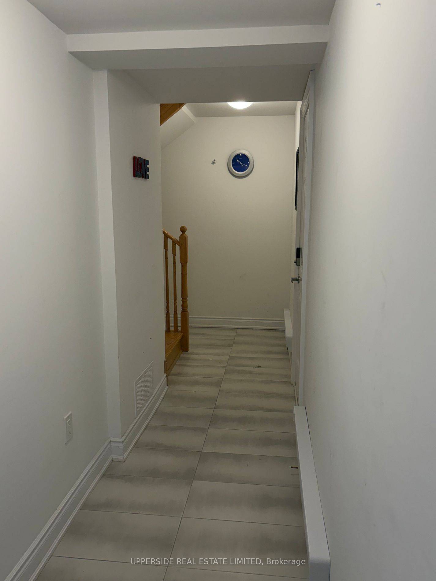 Barrie, ON L9J 0C2,51 Hay LN N #3