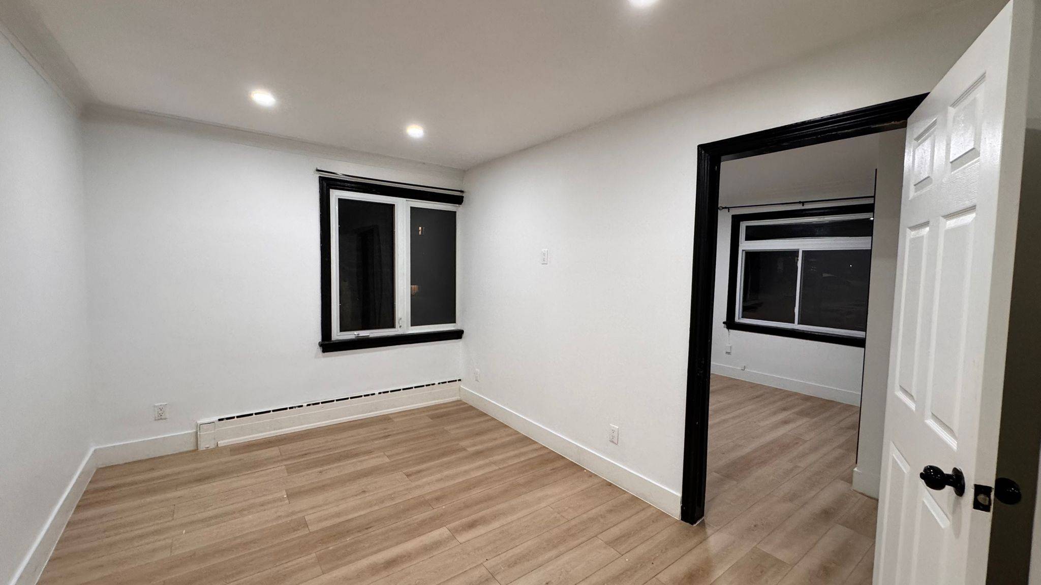 Overbrook - Castleheights And Area, ON K1K 1P3,281 Columbus AVE #3