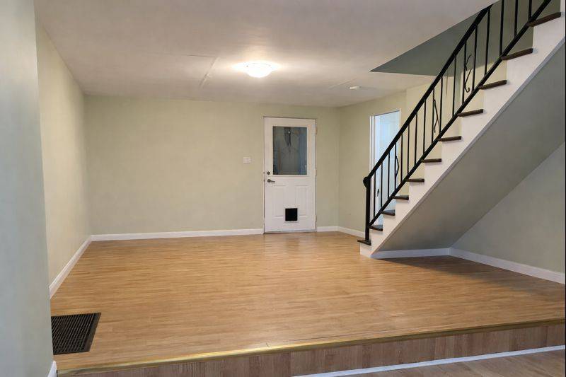 Welland, ON L3B 3V9,140 Dorothy ST