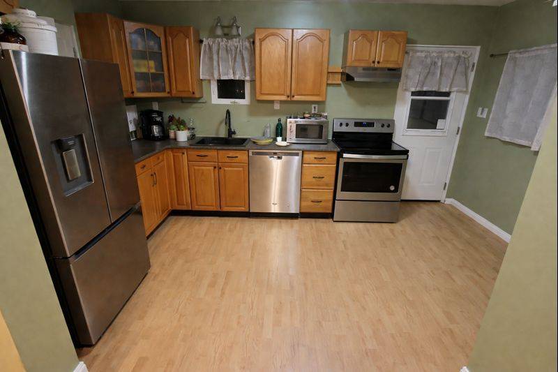 Welland, ON L3B 3V9,140 Dorothy ST