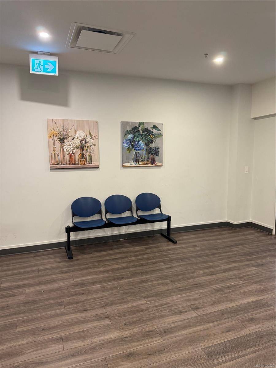 Victoria, BC V8W 1H2,754 Fort St #102