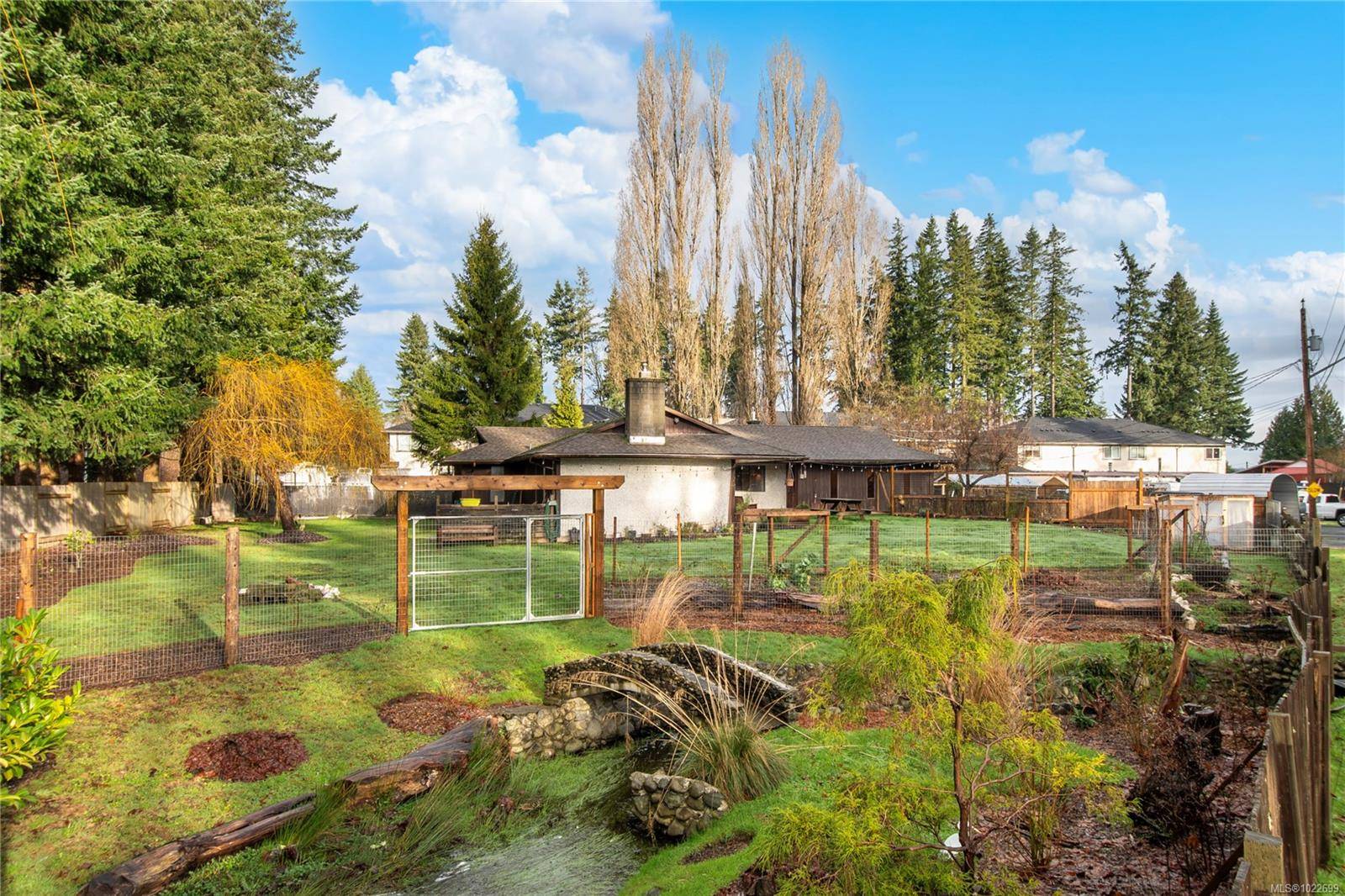 Campbell River, BC V9W 3M9,450 Old Petersen Rd