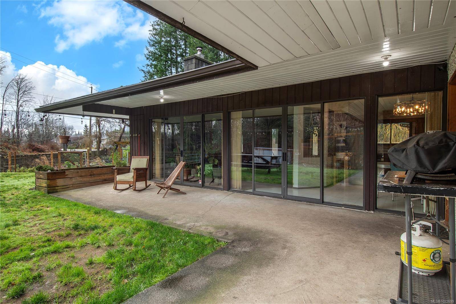 Campbell River, BC V9W 3M9,450 Old Petersen Rd