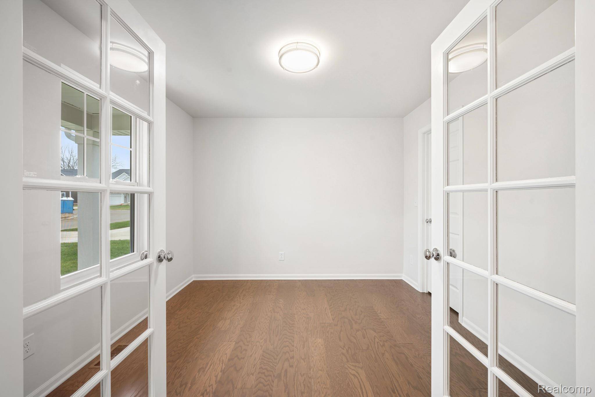 Chelsea, MI 48118,707 Knollwood BND