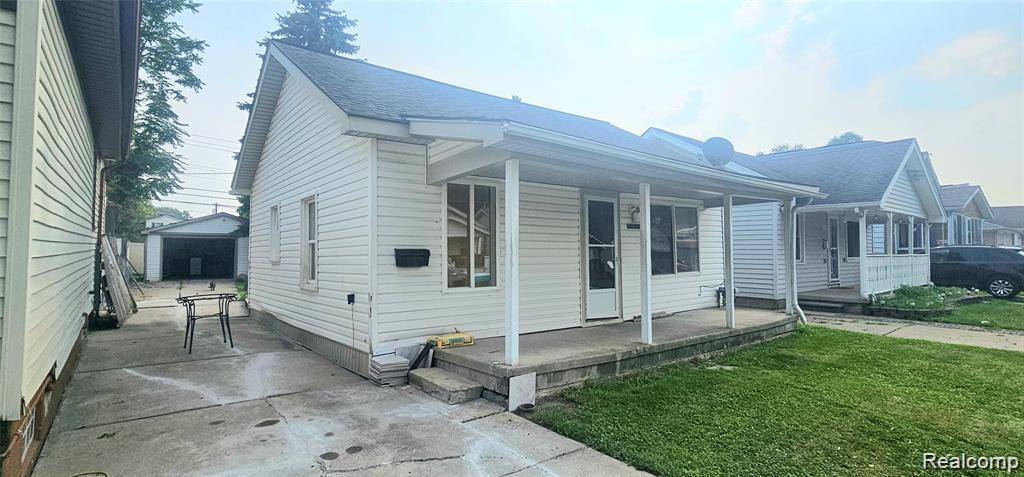 Warren, MI 48089,11108 Continental AVE