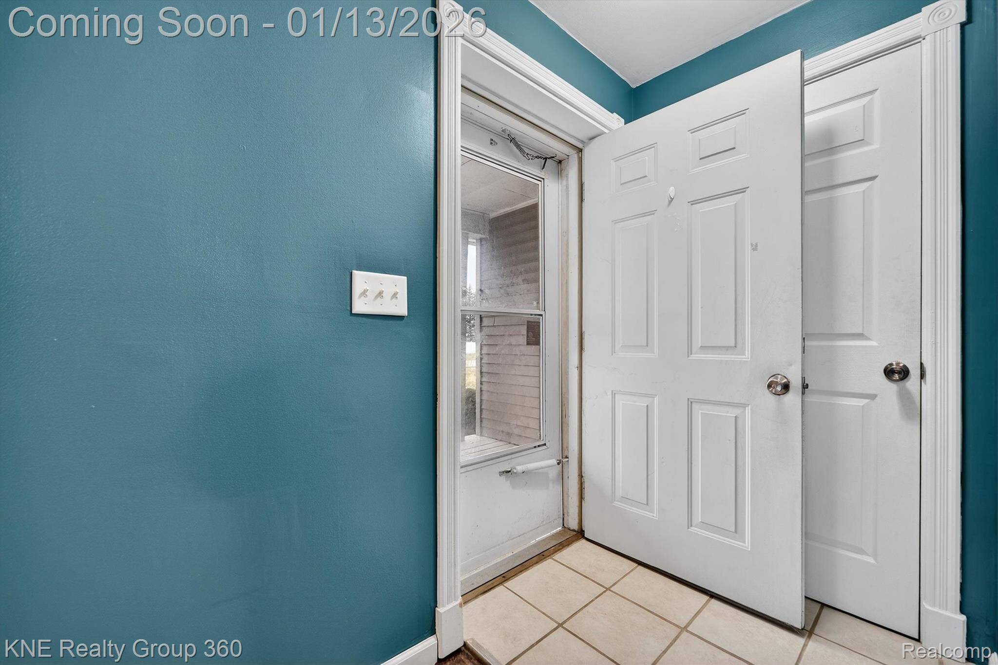 Lansing, MI 48911,2142 Washington RD