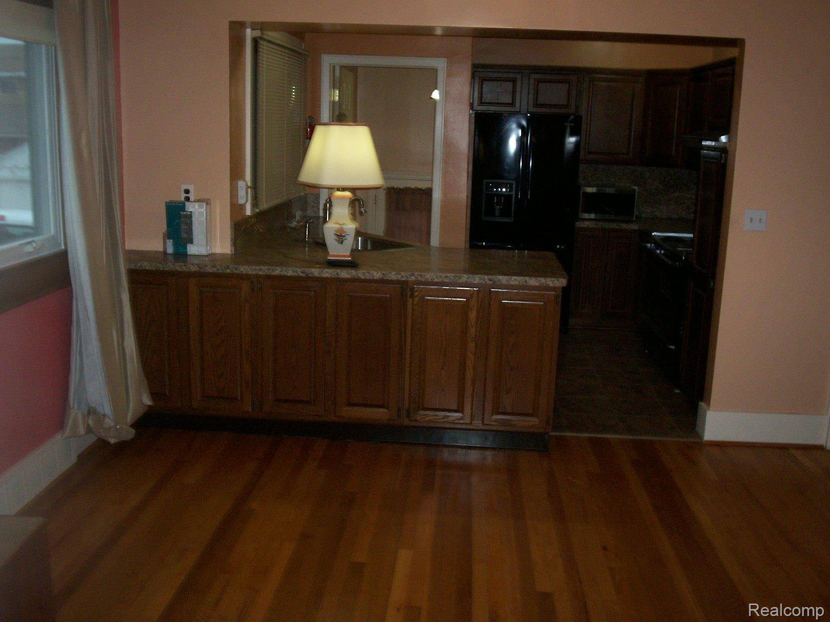 Wyandotte, MI 48192,1062 1st ST