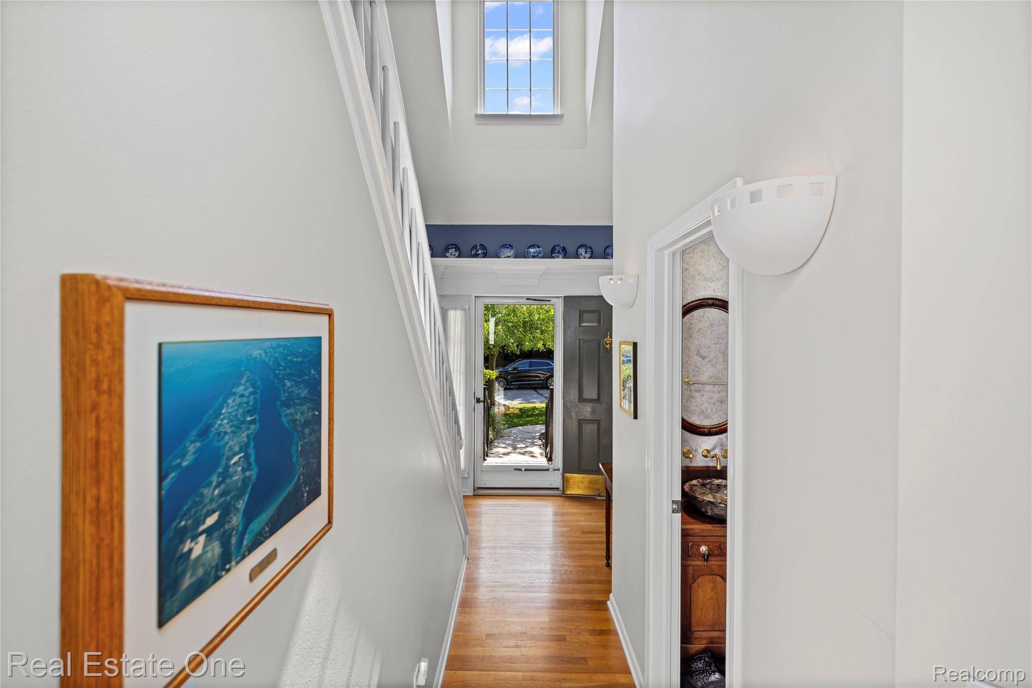 Farmington, MI 48335,23326 Longacre CT