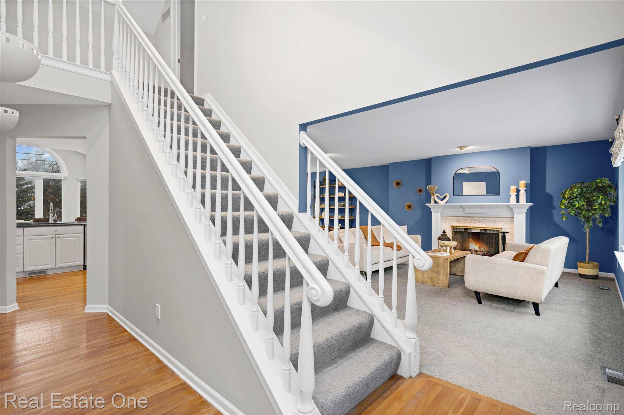 Farmington, MI 48335,23326 Longacre CT