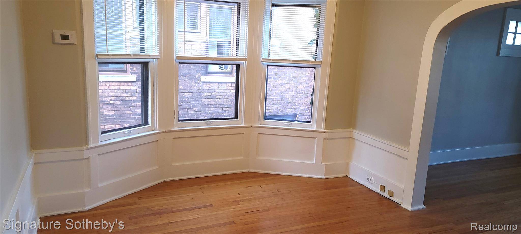 Grosse Pointe Park, MI 48230,1031 MARYLAND ST