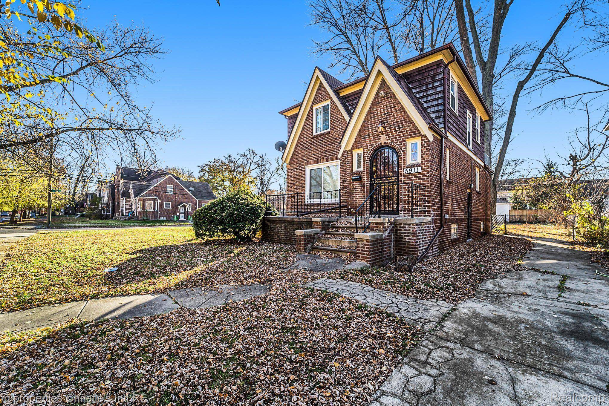 Detroit, MI 48224,5911 YORKSHIRE RD