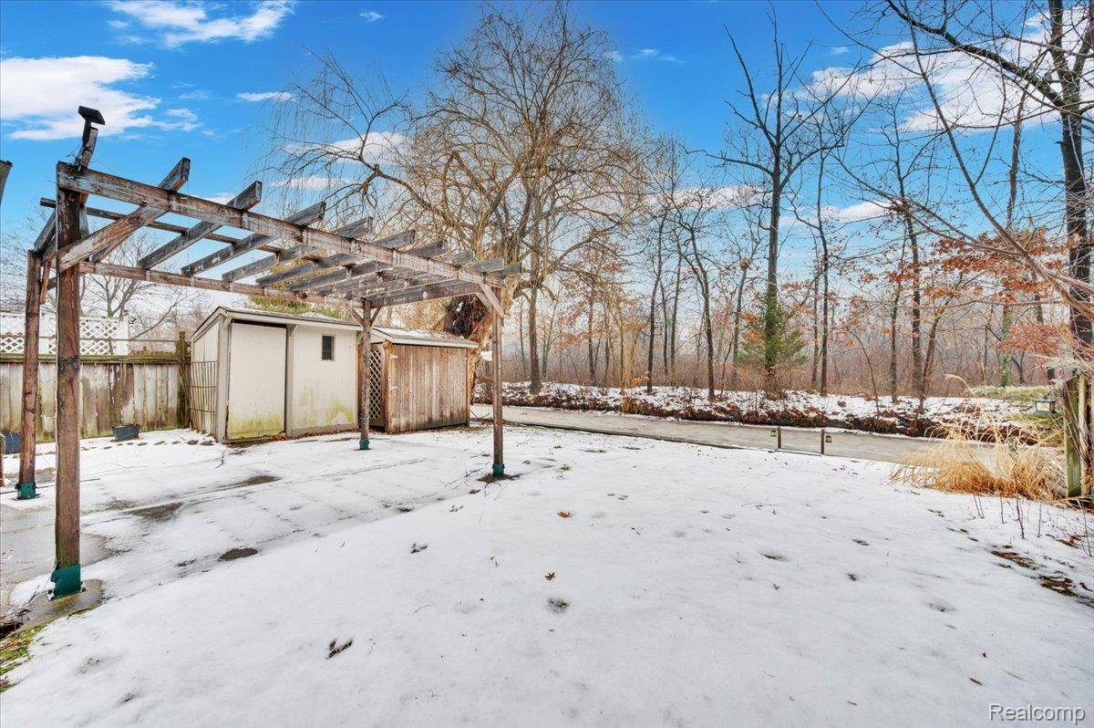 Waterford, MI 48329,2883 Sunderland