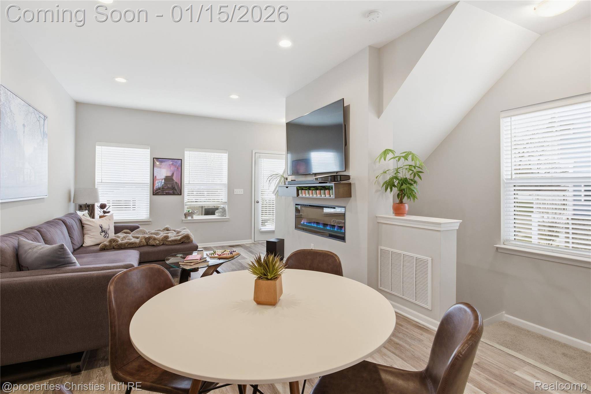 Hazel Park, MI 48030,401 Jeff Keeton DR