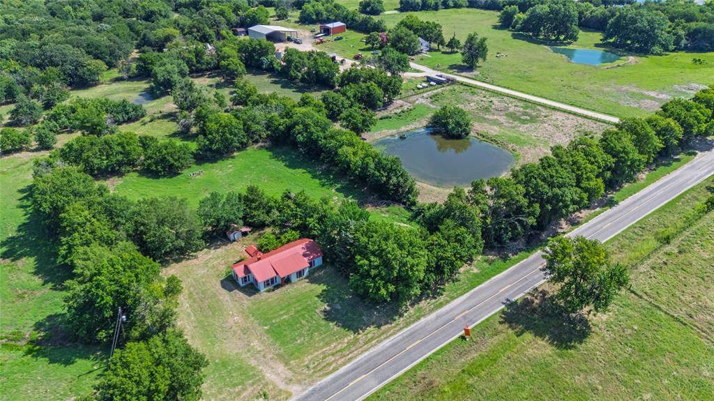 3829 Fm 64, Ladonia, TX 75449