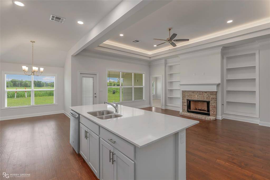 Bossier City, LA 71111,4149 Grassy Lake Drive