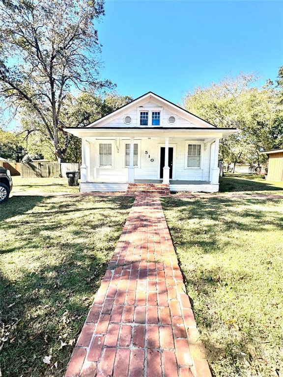 Teague, TX 75860,510 S 10th Avenue